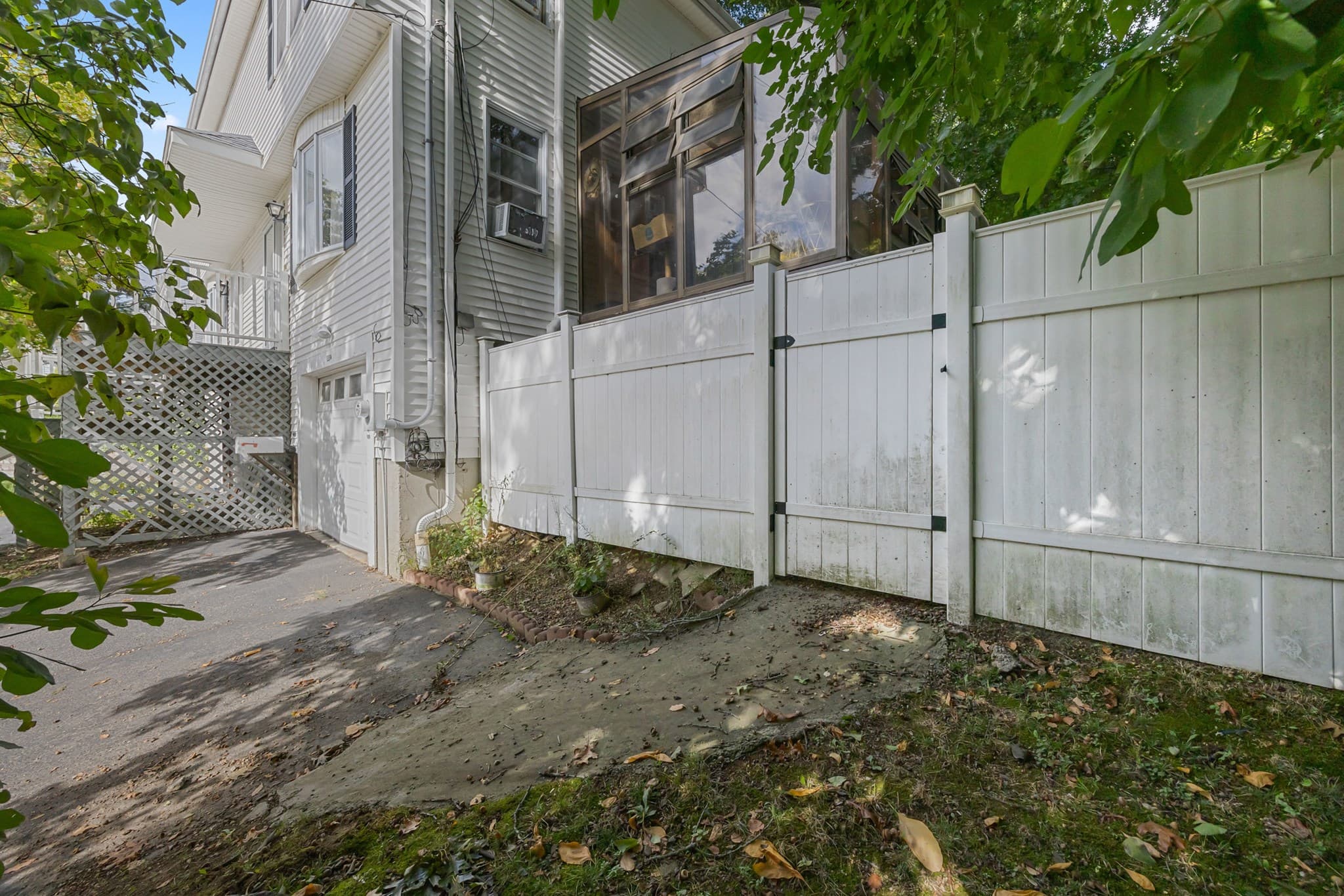 Single Family Residence at 133 Commonwealth Ave # B, Worcester MA 01604, Worcester, photo 38 of 39