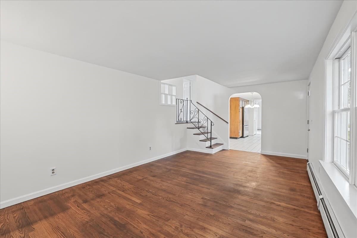 Single Family Residence at 29 Bonneau Street, North Attleboro MA 02760, North Attleboro, photo 3 of 42