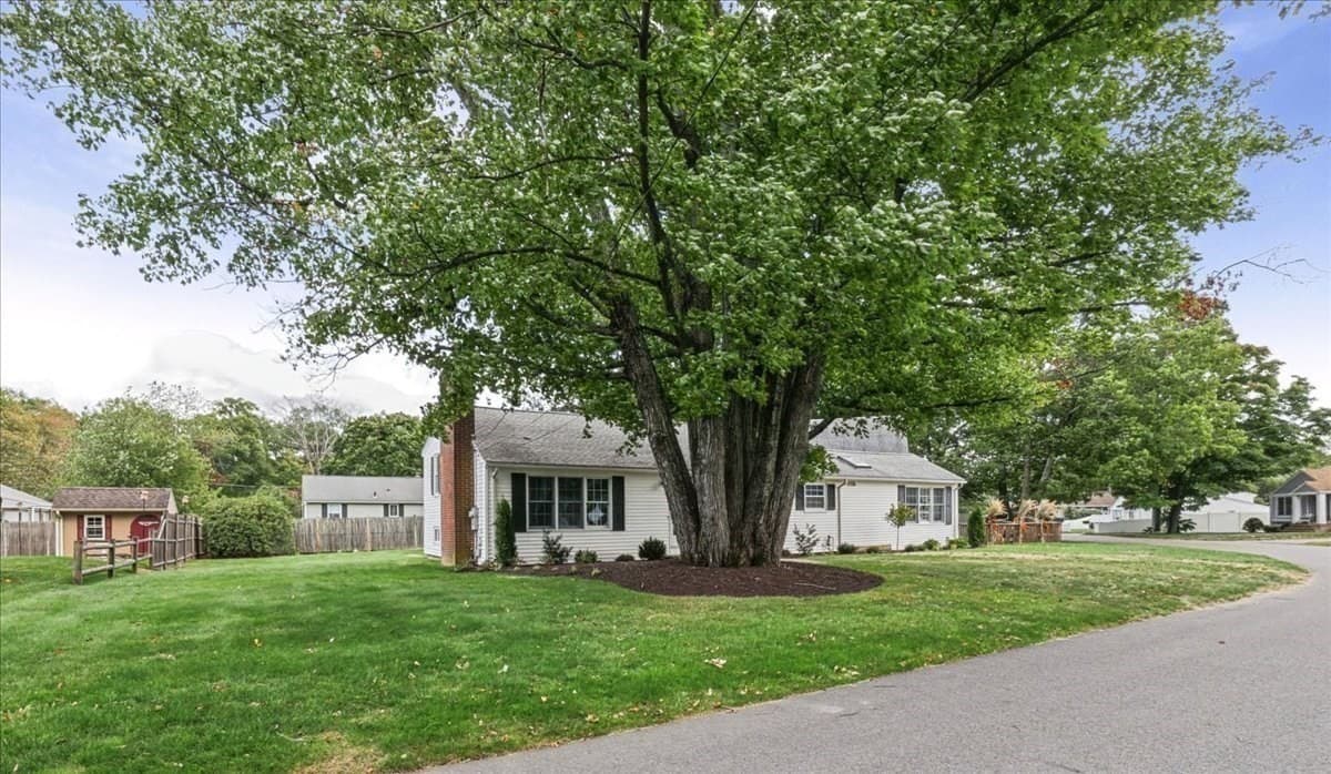 Single Family Residence at 29 Bonneau Street, North Attleboro MA 02760, North Attleboro, photo 35 of 42