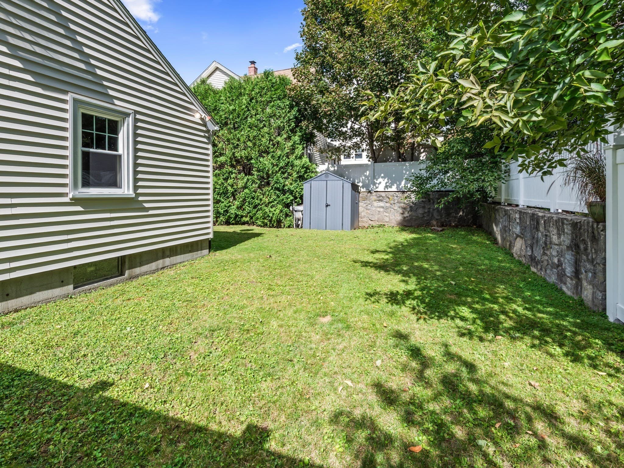 Single Family Residence at 5 Briggs St, Northbridge MA 01588, Northbridge, photo 27 of 38