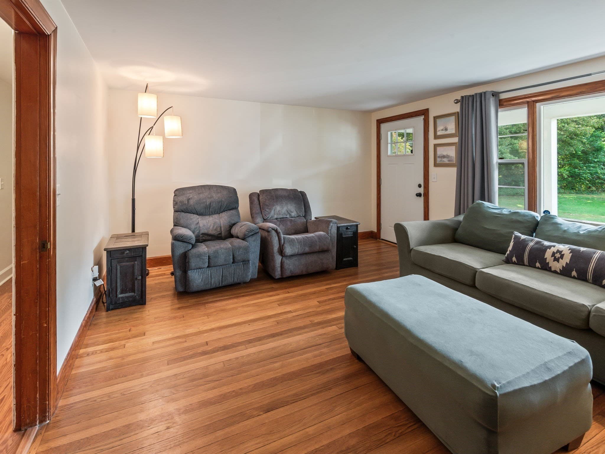 Single Family Residence at 5 Briggs St, Northbridge MA 01588, Northbridge, photo 7 of 38