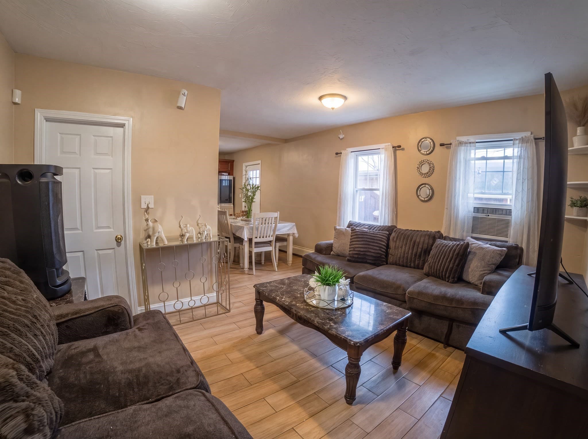 Single Family Residence at 16 High St, Chelsea MA 02150, Chelsea, photo 5 of 28
