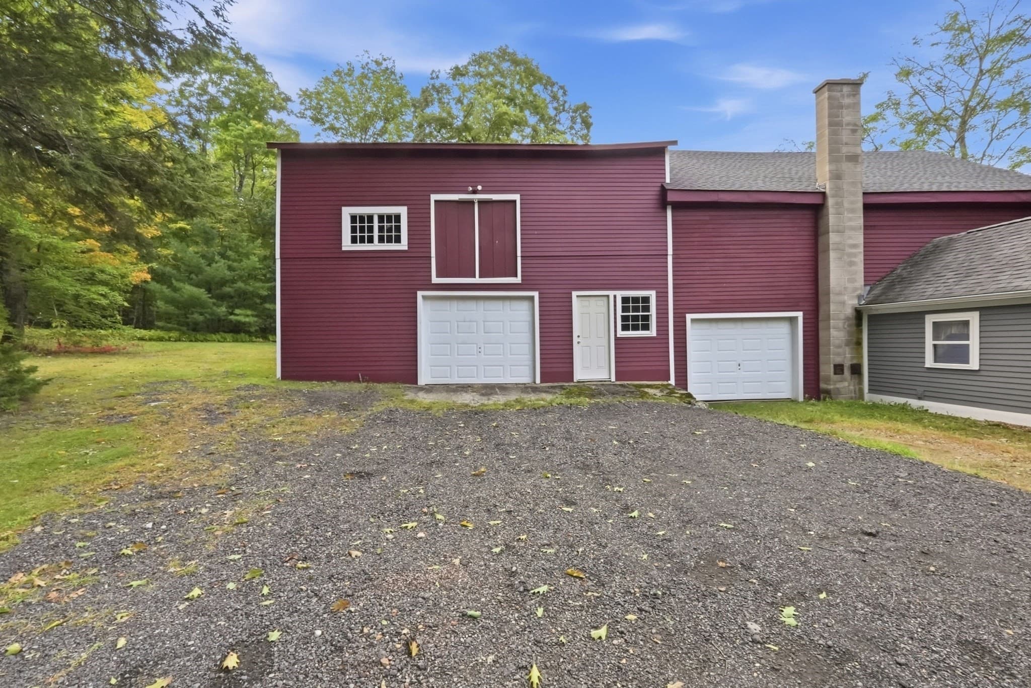 Single Family Residence at 70 Old Princeton Rd, Hubbardston MA 01452, Hubbardston, photo 5 of 40