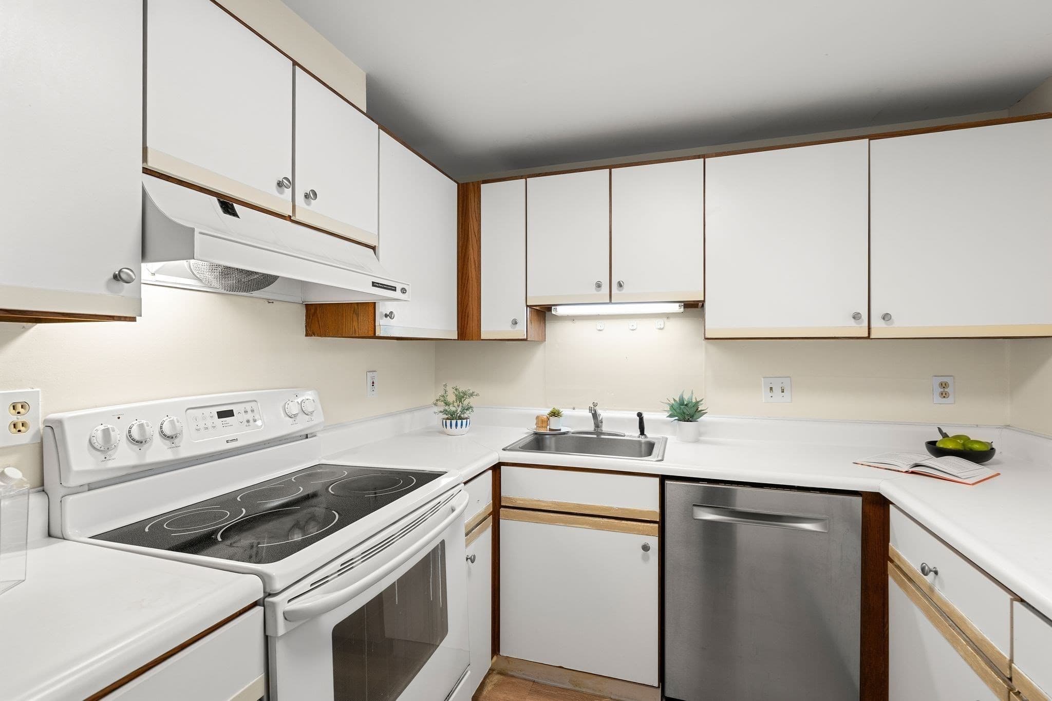 Condominium at 1 Watermill Pl # 121, Arlington MA 02476, Arlington, photo 13 of 39