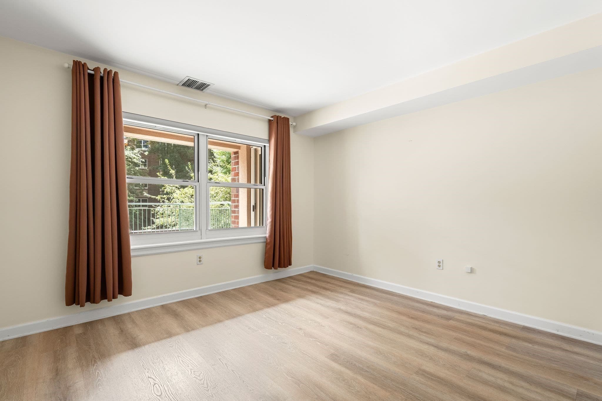 Condominium at 1 Watermill Pl # 121, Arlington MA 02476, Arlington, photo 26 of 39
