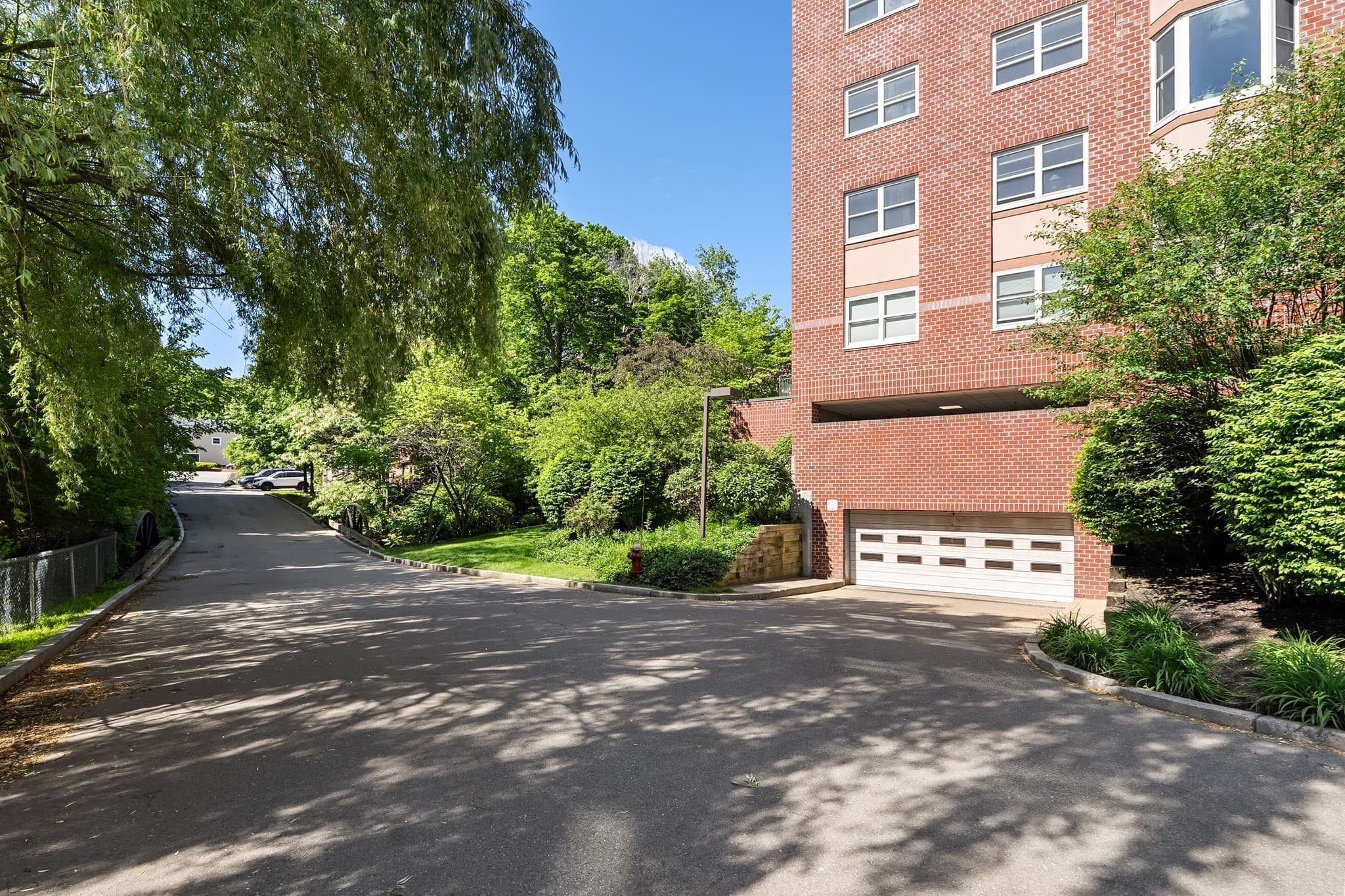 Condominium at 1 Watermill Pl # 121, Arlington MA 02476, Arlington, photo 35 of 39