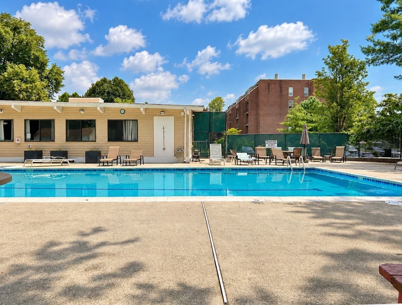 Condominium at 57 Broadlawn Park # 3A, Boston MA 02467, Boston, photo 27 of 29
