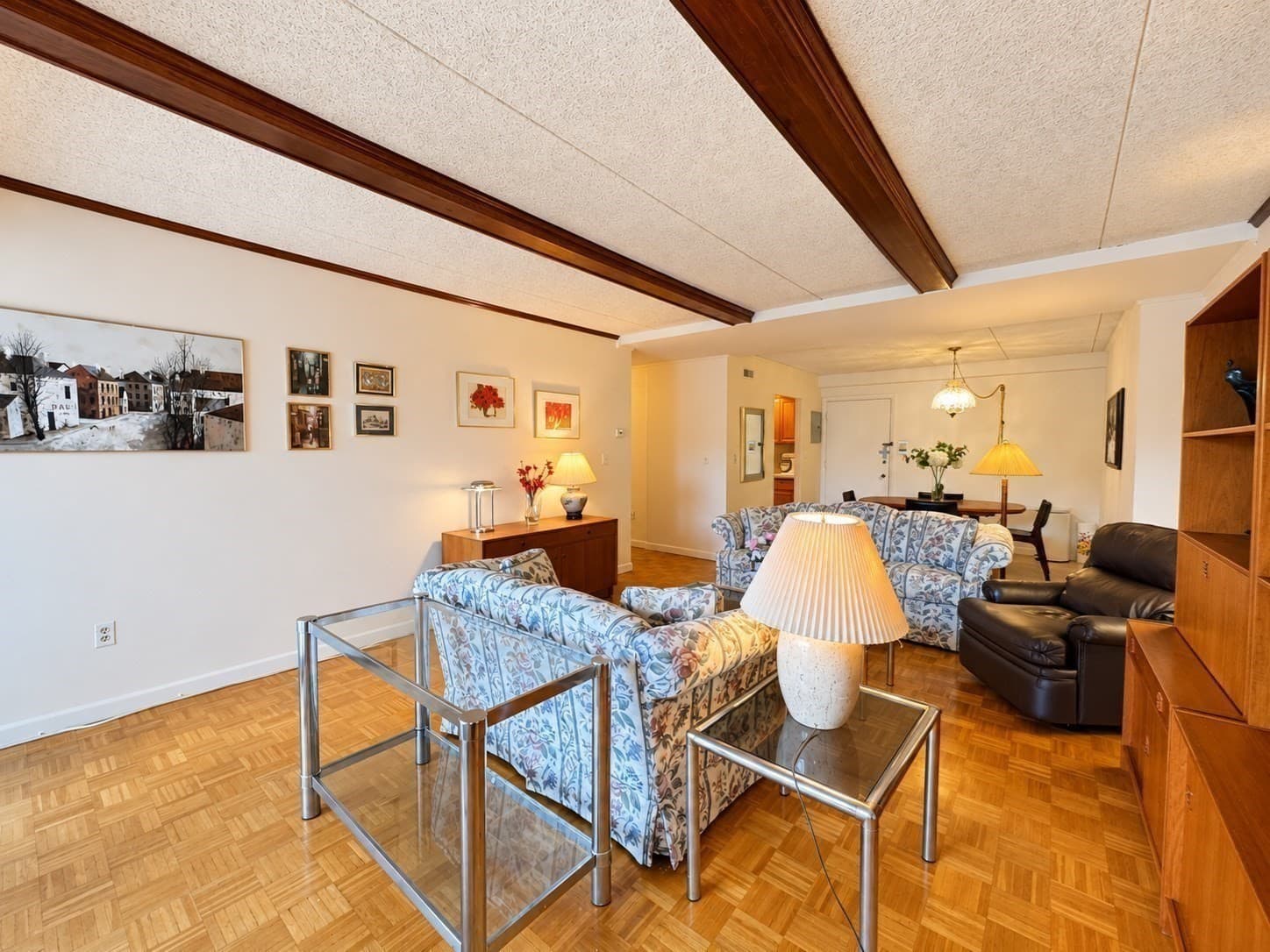 Condominium at 57 Broadlawn Park # 3A, Boston MA 02467, Boston, photo 8 of 29