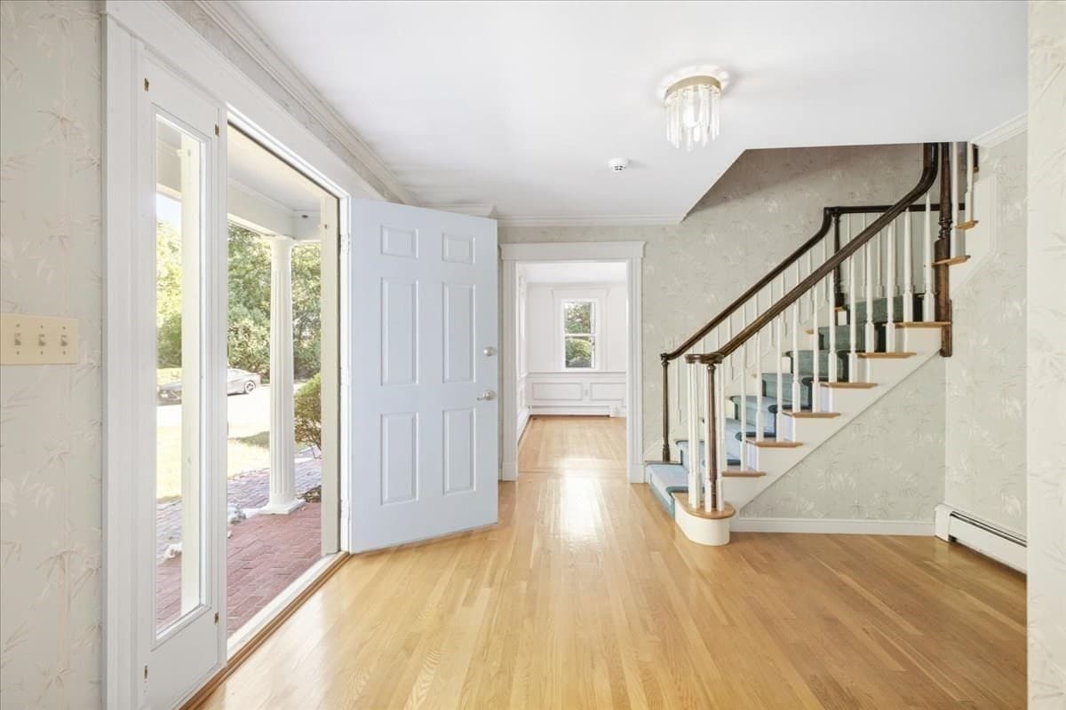 Single Family Residence at 113 Chief Justice Cushing Highway, Scituate MA 02066, Scituate, photo 25 of 42