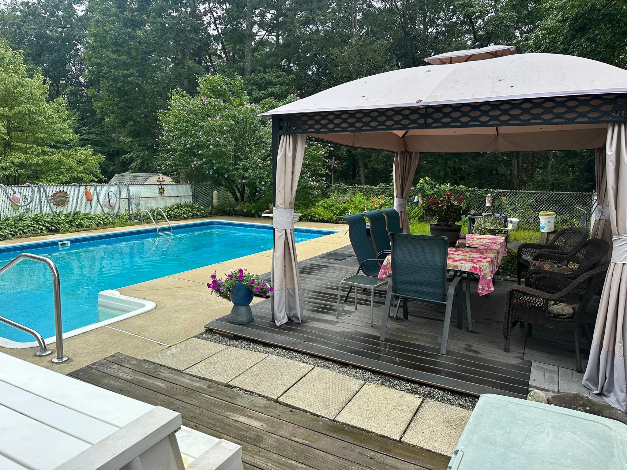 Single Family Residence at 203 New Boston Rd, Sturbridge MA 01566, Sturbridge, photo 16 of 30