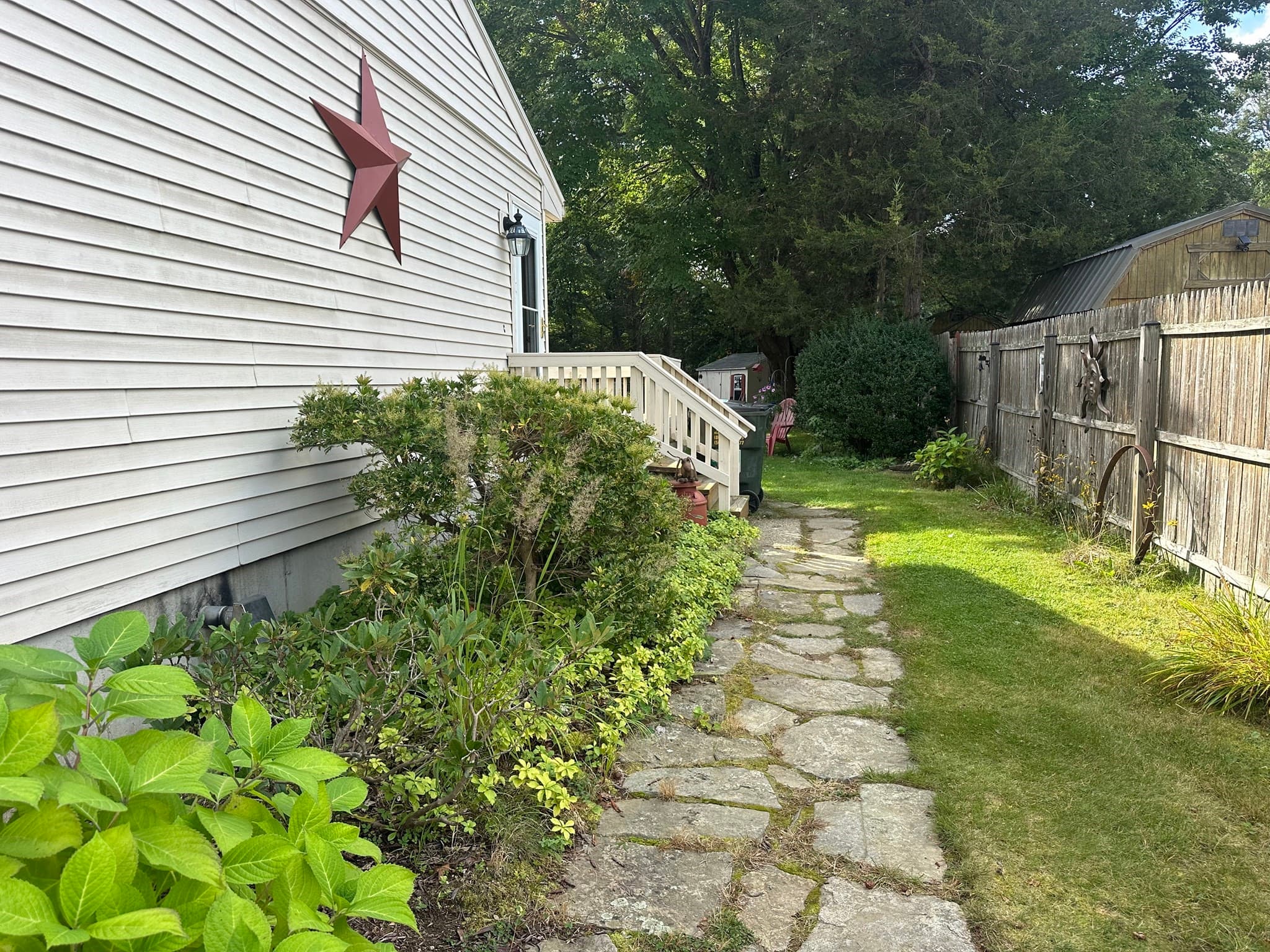 Single Family Residence at 203 New Boston Rd, Sturbridge MA 01566, Sturbridge, photo 7 of 30