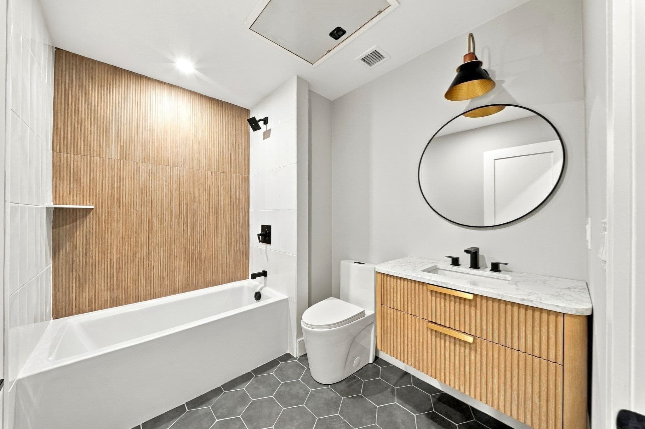 Condominium at 66 Homer Street # 3, Boston MA 02128, Boston, photo 20 of 41