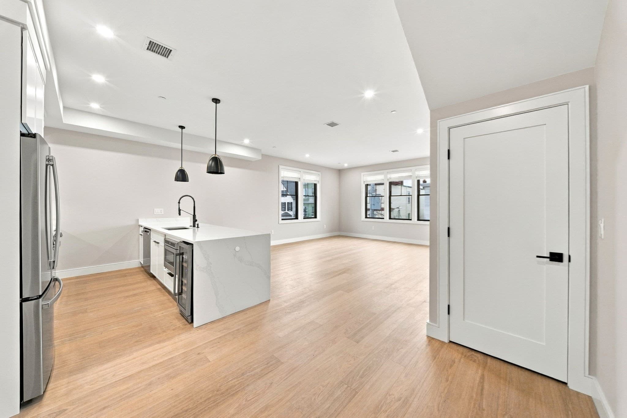 Condominium at 66 Homer Street # 3, Boston MA 02128, Boston, photo 18 of 41