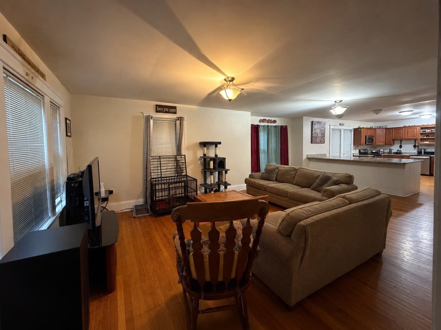 Multi Family at 49 Sagamore Rd, Worcester MA 01609, Worcester, photo 4 of 26