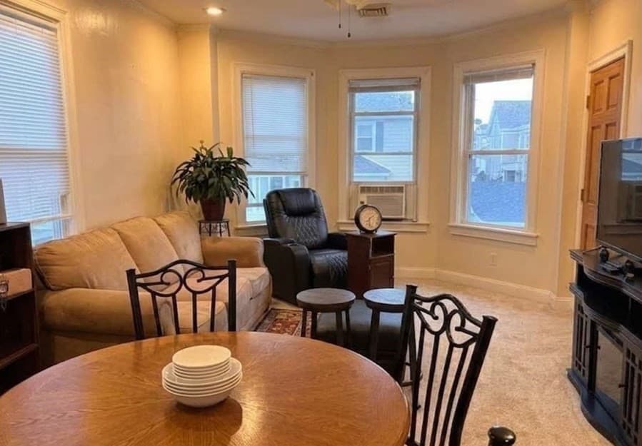 Multi Family at 507 Elm St, New Bedford MA 02740, New Bedford, photo 10 of 16