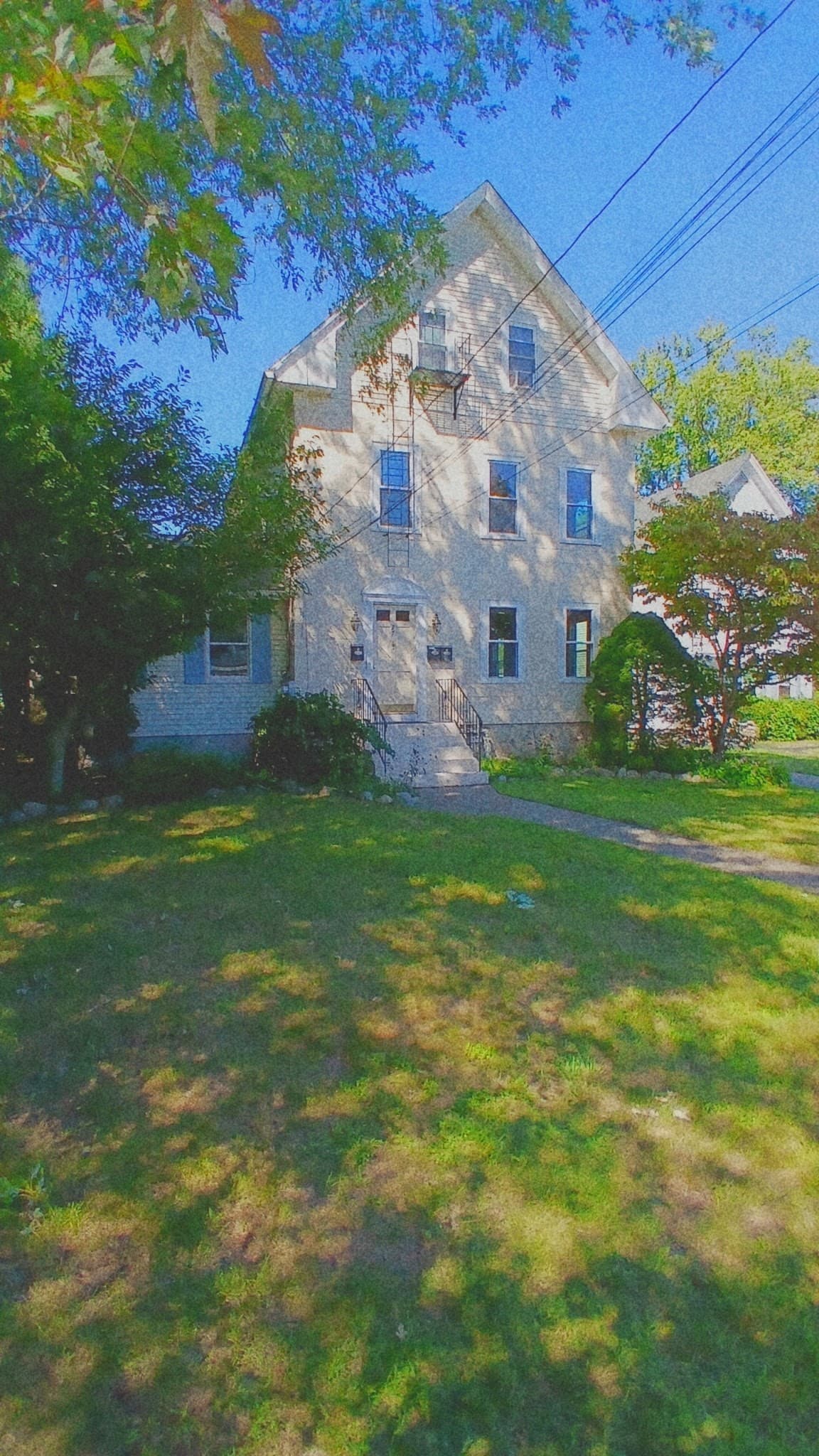 3 Family at 27 Arnold Road, North Attleboro MA 02760, North Attleboro, photo 2 of 37