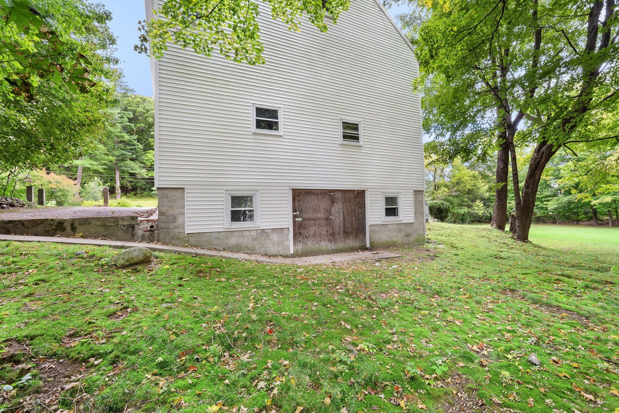 3 Family - 3 Units Up/Down at 49 South St, Northborough MA 01532, Northborough, photo 23 of 25