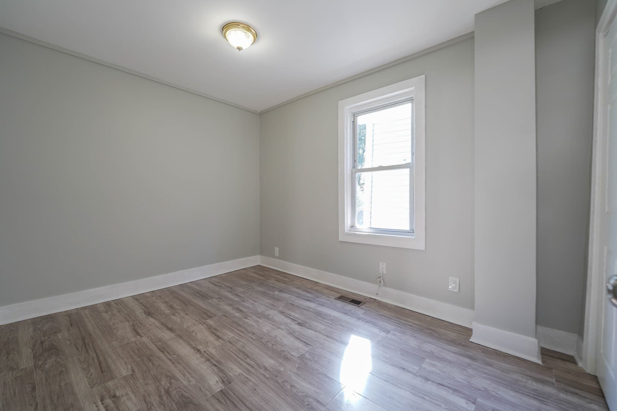 Multi Family at 252 Somerset Avenue, Taunton MA 02780, Taunton, photo 4 of 26
