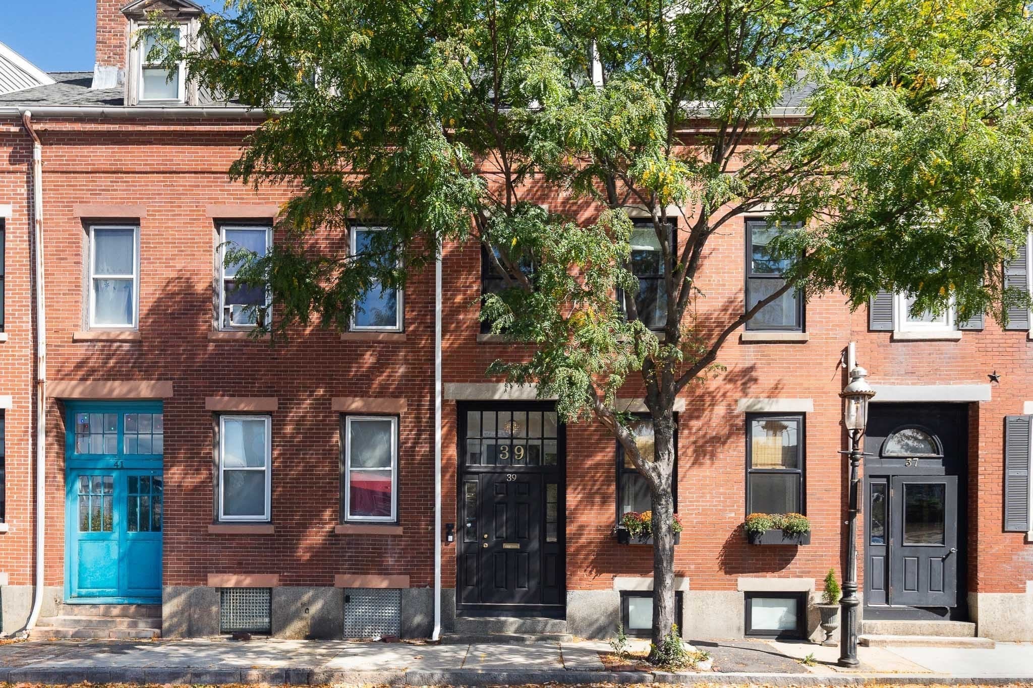Single Family Residence at 39 Essex St, Boston MA 02129, Boston, photo 23 of 24