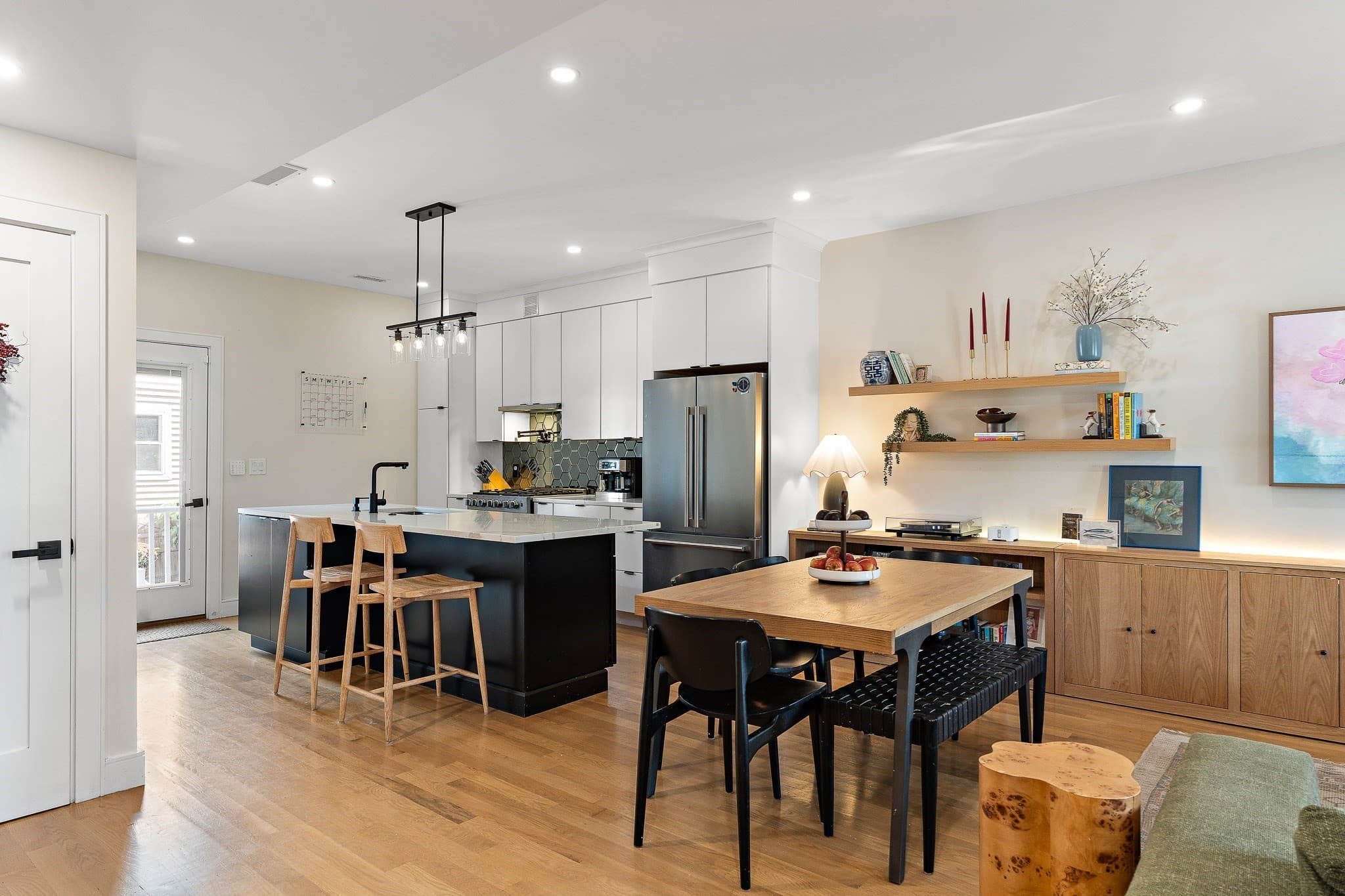 39 Essex St, Boston MA 02129