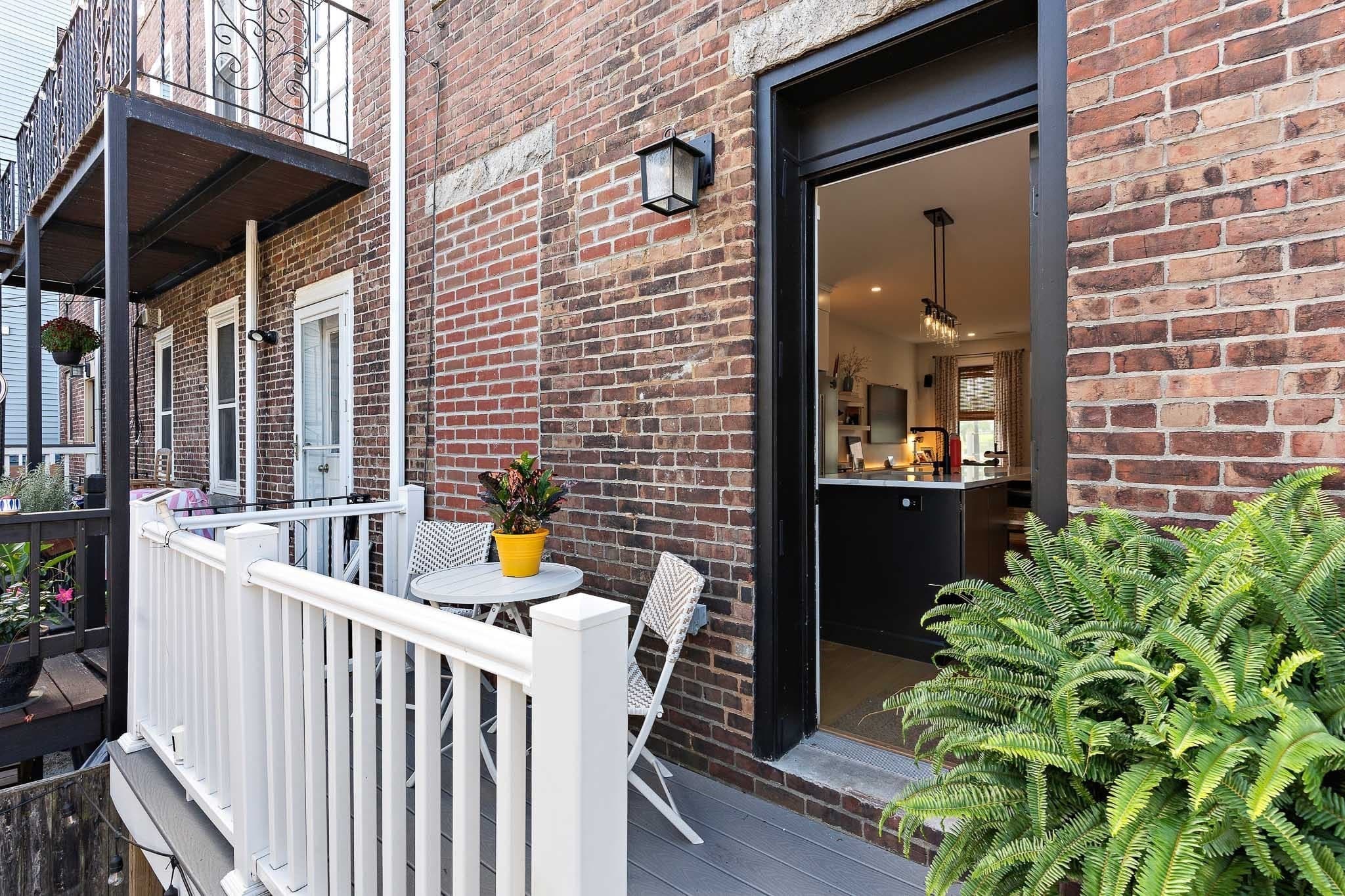 Single Family Residence at 39 Essex St, Boston MA 02129, Boston, photo 20 of 24