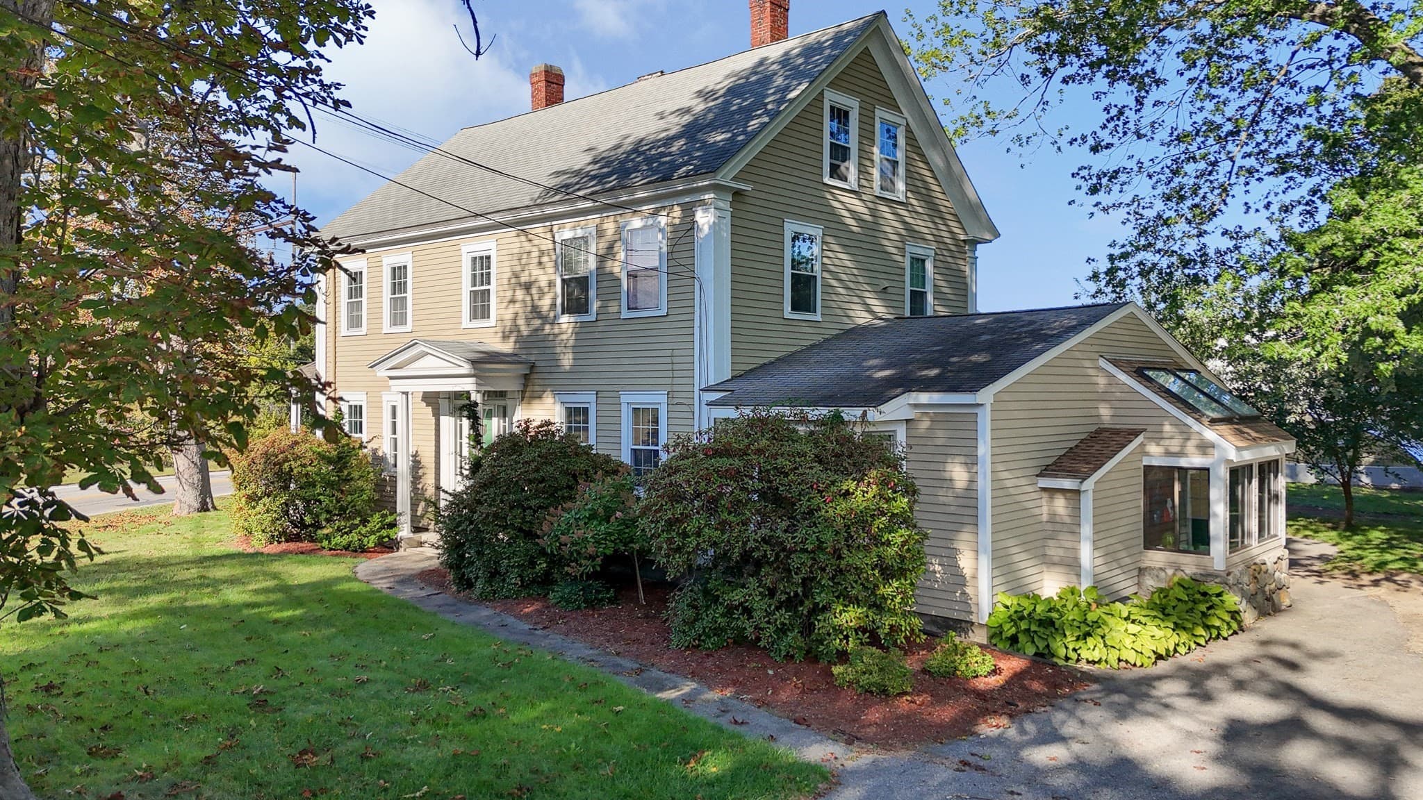 Single Family Residence at 246 Acton Road, Chelmsford MA 01824, Chelmsford, photo 2 of 42