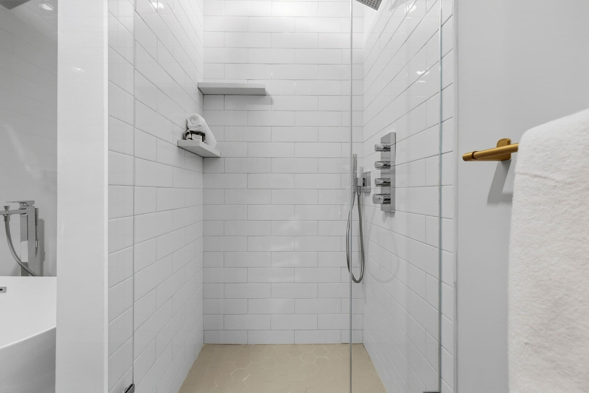 Condominium at 480 W Broadway # 104, Boston MA 02127, Boston, photo 16 of 31