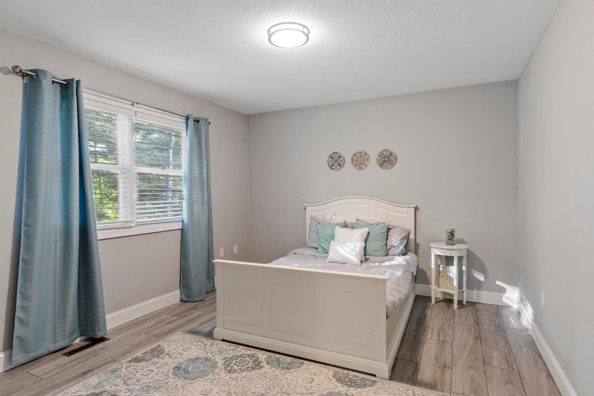 Condominium at 84 Waterford Dr # 84, Worcester MA 01602, Worcester, photo 23 of 39