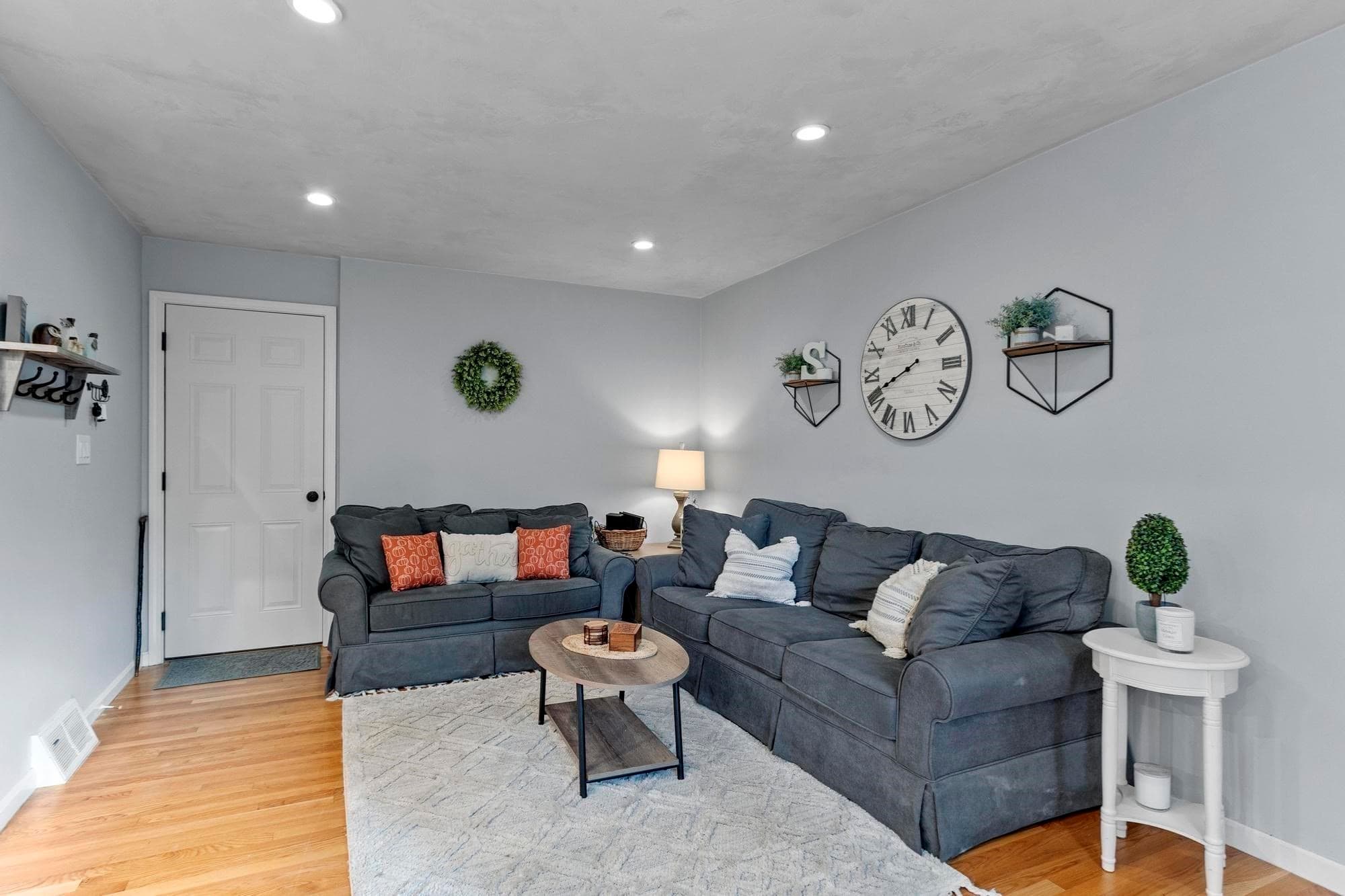 Condominium at 84 Waterford Dr # 84, Worcester MA 01602, Worcester, photo 15 of 39