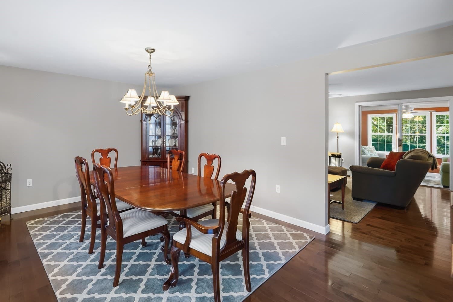 Single Family Residence at 14 Oak Cir, Holden MA 01520, Holden, photo 5 of 41