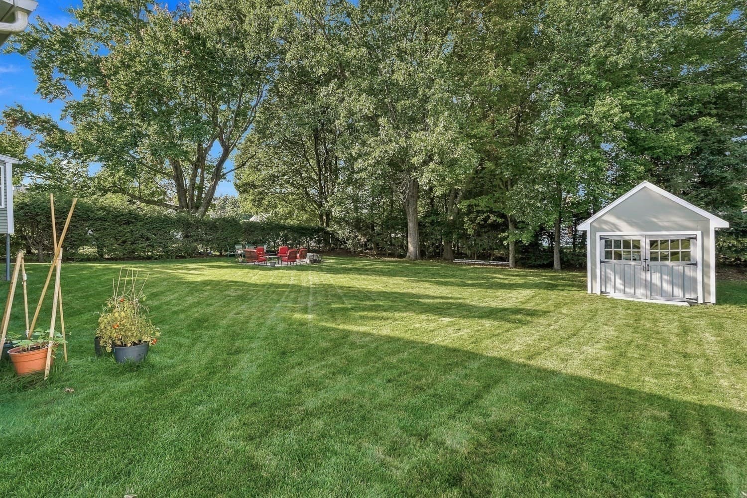 Single Family Residence at 14 Oak Cir, Holden MA 01520, Holden, photo 33 of 41