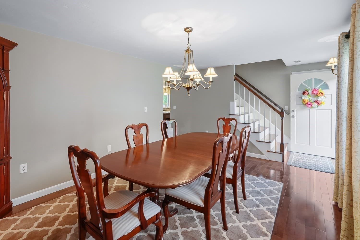 Single Family Residence at 14 Oak Cir, Holden MA 01520, Holden, photo 4 of 41
