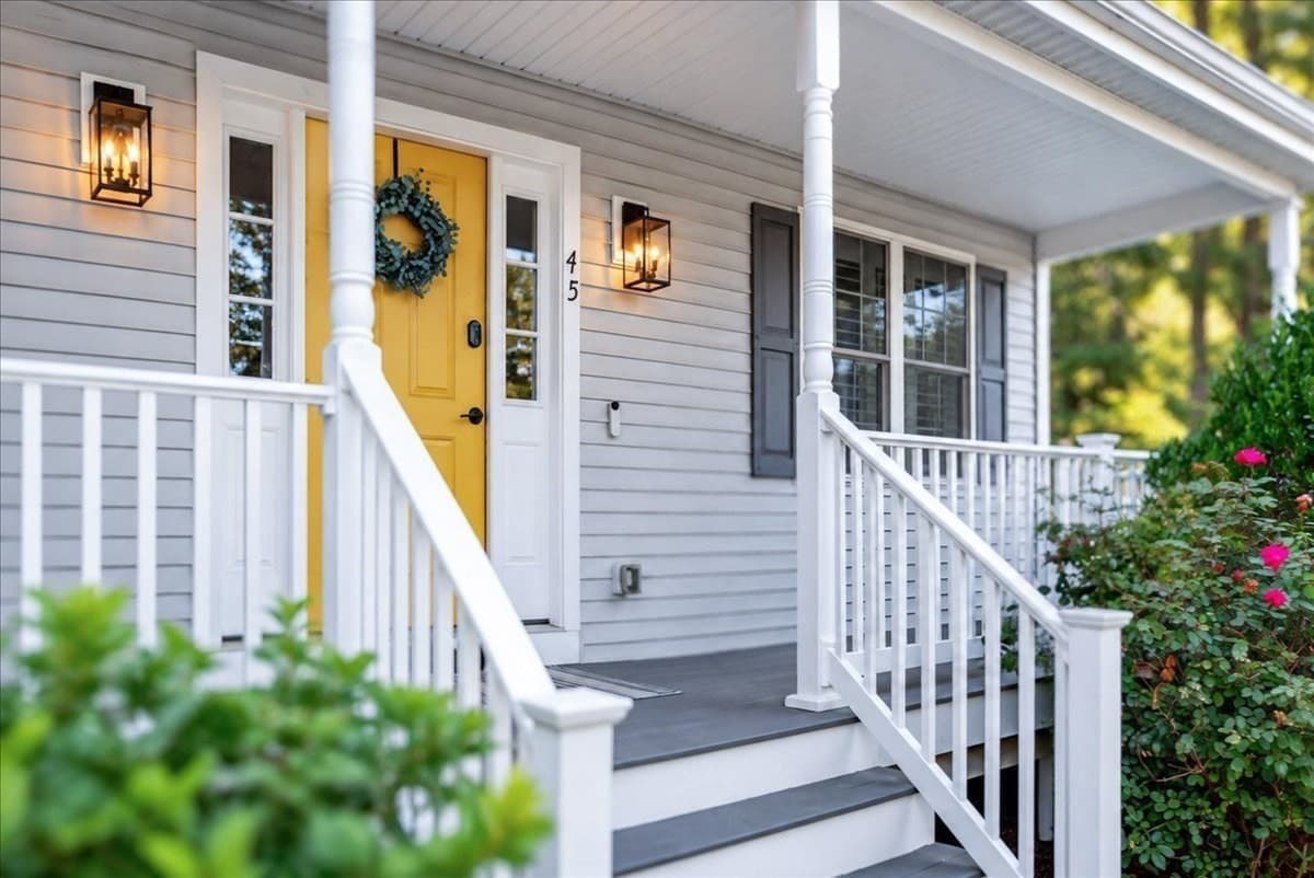 45 Saw Mill Ln, Rockland MA 02370