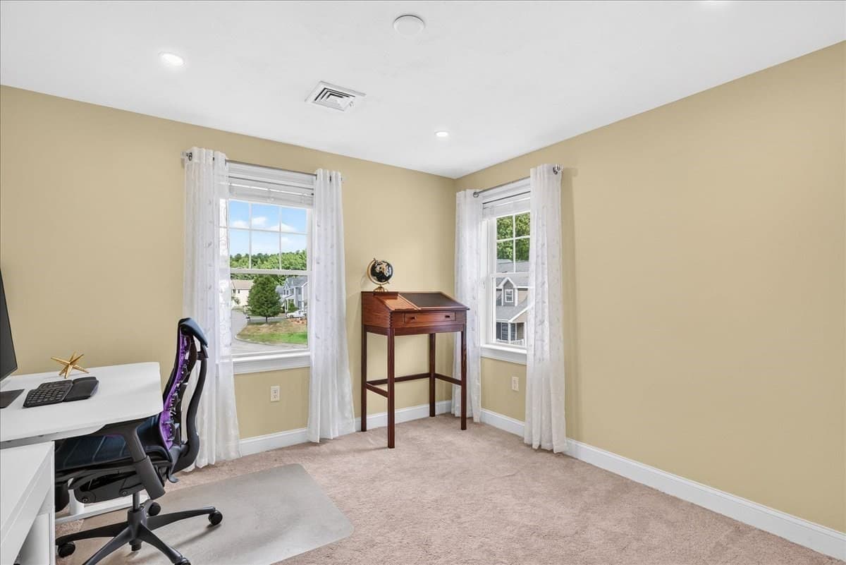Single Family Residence at 45 Saw Mill Ln, Rockland MA 02370, Rockland, photo 20 of 38