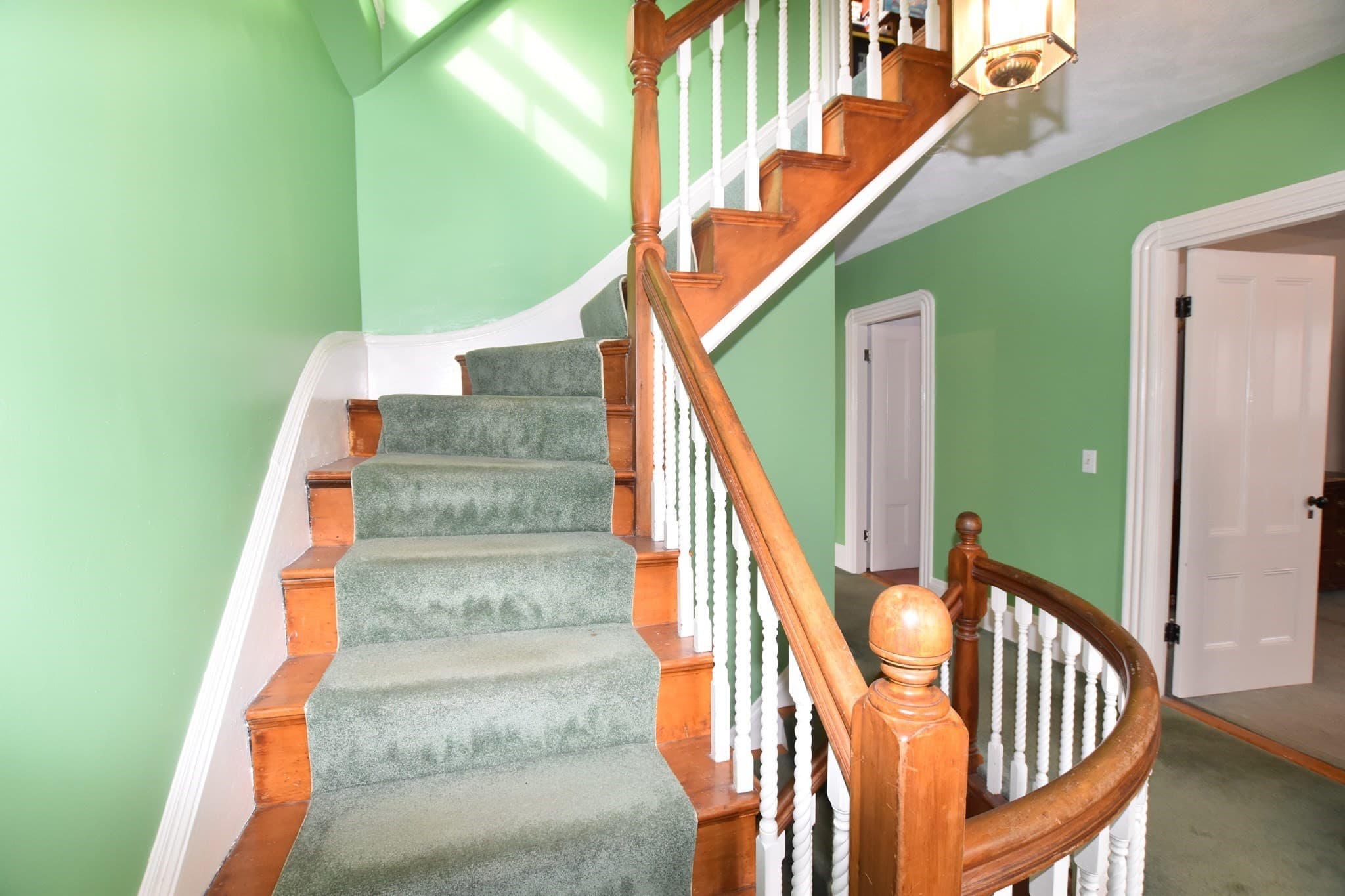Single Family Residence at 10 Holly St, Watertown MA 02472, photo 22 of 35