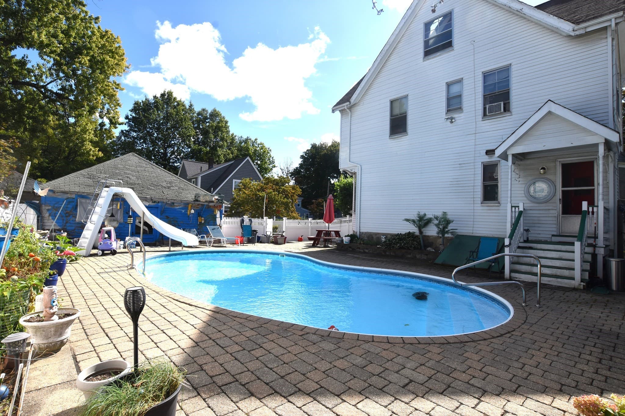 Single Family Residence at 10 Holly St, Watertown MA 02472, Watertown, photo 5 of 7