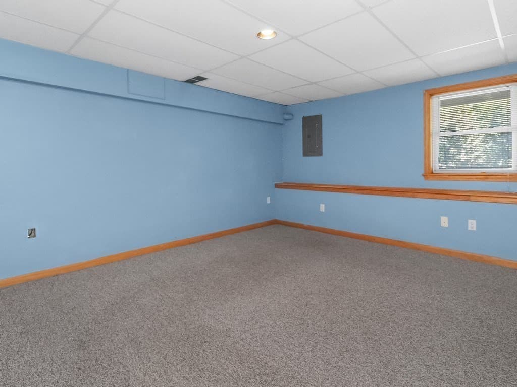 Single Family Residence at 63 Rockridge Road, Waltham MA 02453, Waltham, photo 32 of 42
