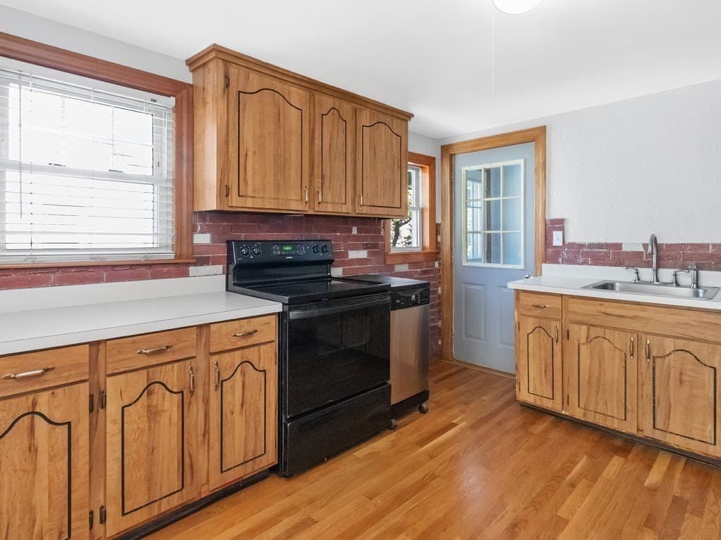 Single Family Residence at 63 Rockridge Road, Waltham MA 02453, Waltham, photo 9 of 42