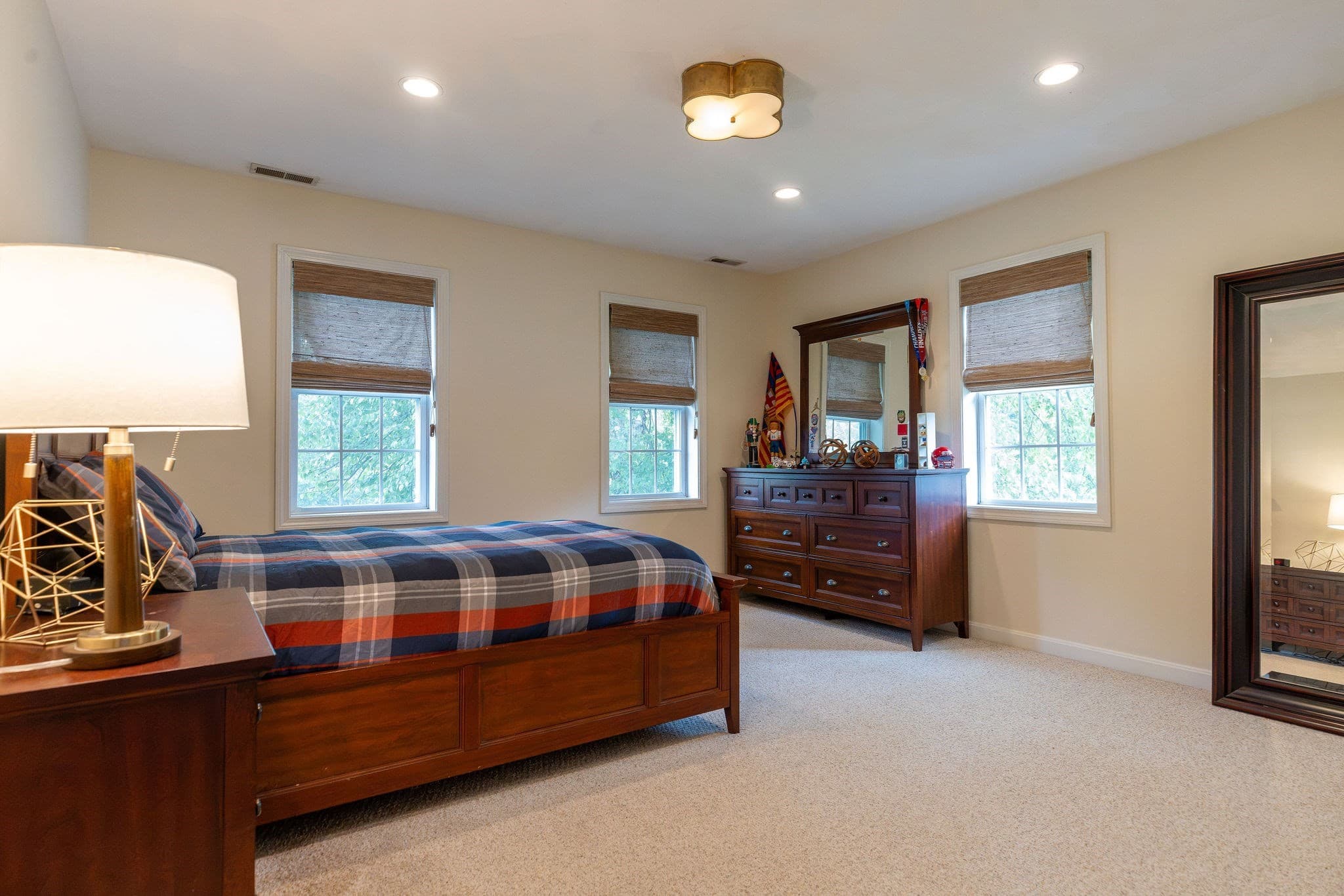 Single Family Residence at 1 Gooseneck Ln, Westford MA 01886, Westford, photo 17 of 29