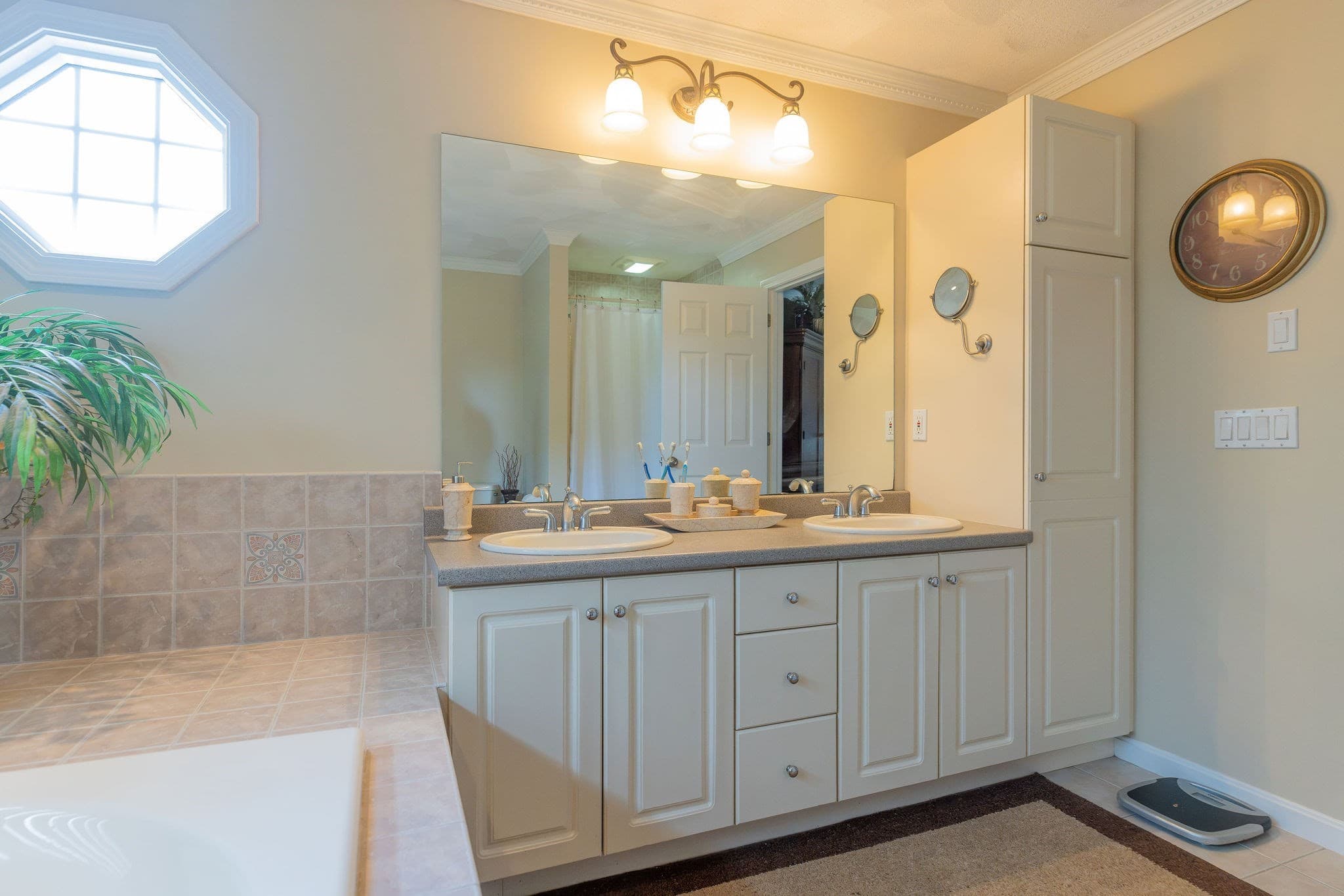 Single Family Residence at 1 Gooseneck Ln, Westford MA 01886, Westford, photo 15 of 29