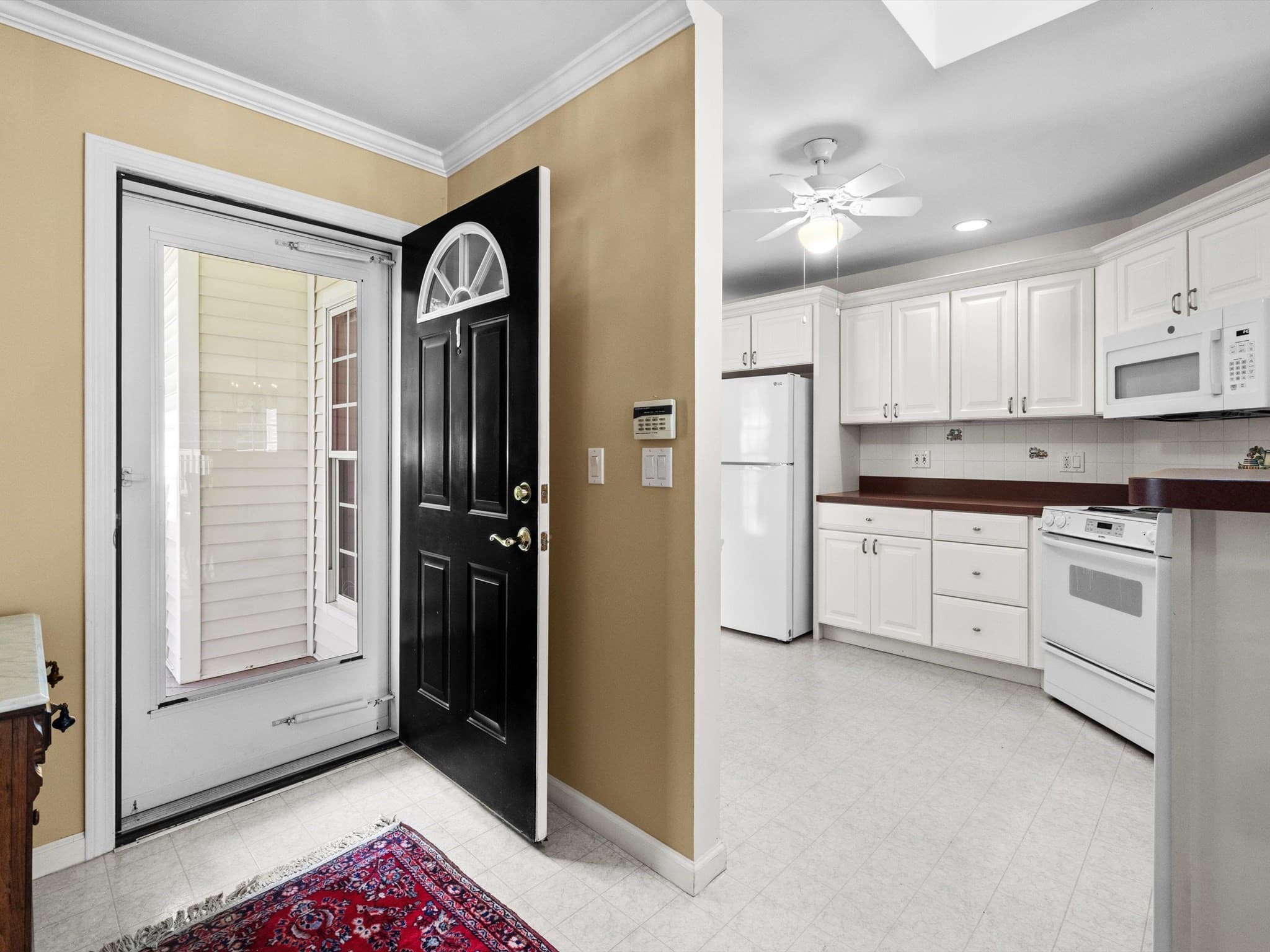 Condominium at 30 William Onthank Ln # 30, Southborough MA 01772, Southborough, photo 7 of 42