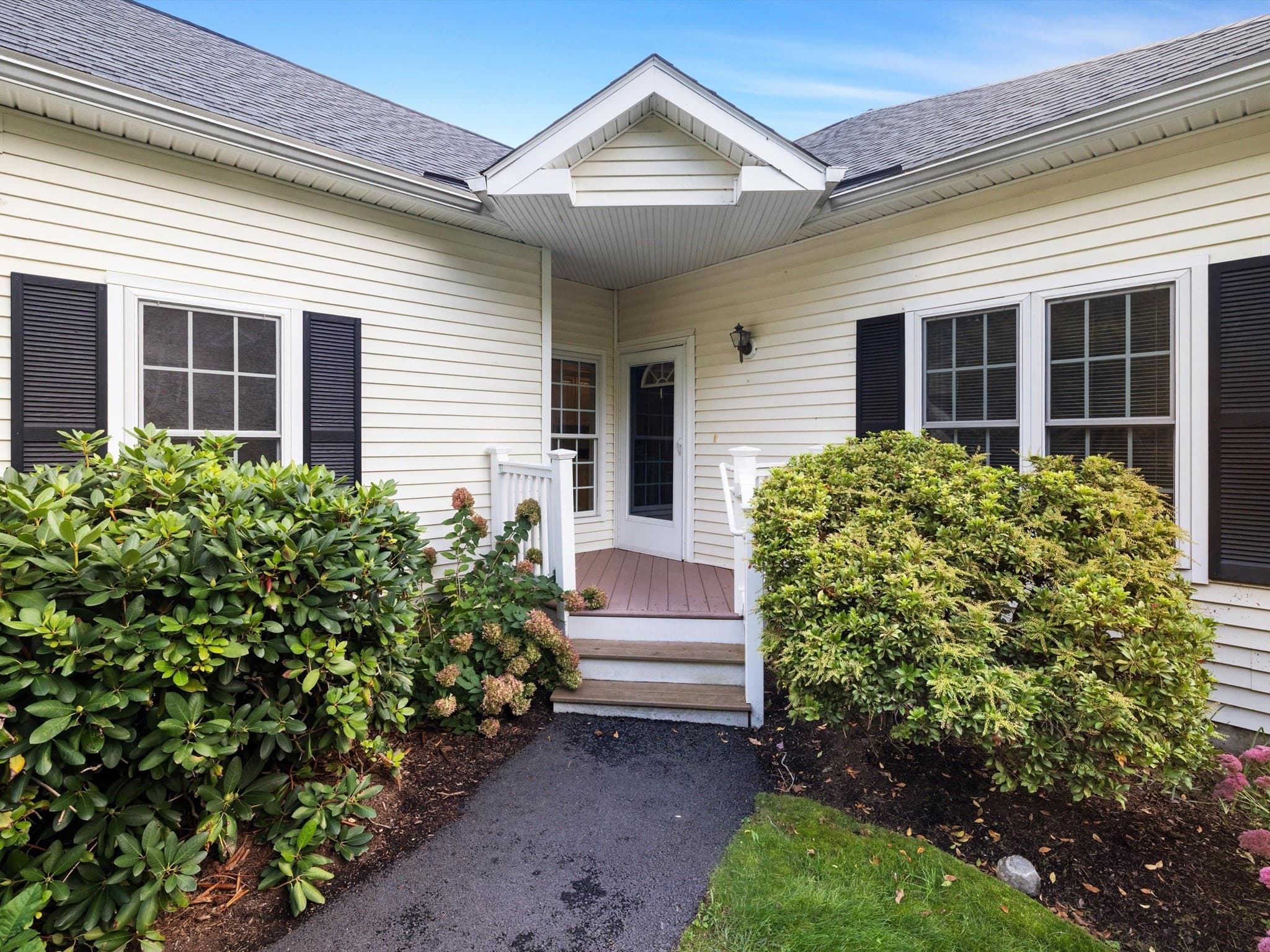 30 William Onthank Ln # 30, Southborough MA 01772
