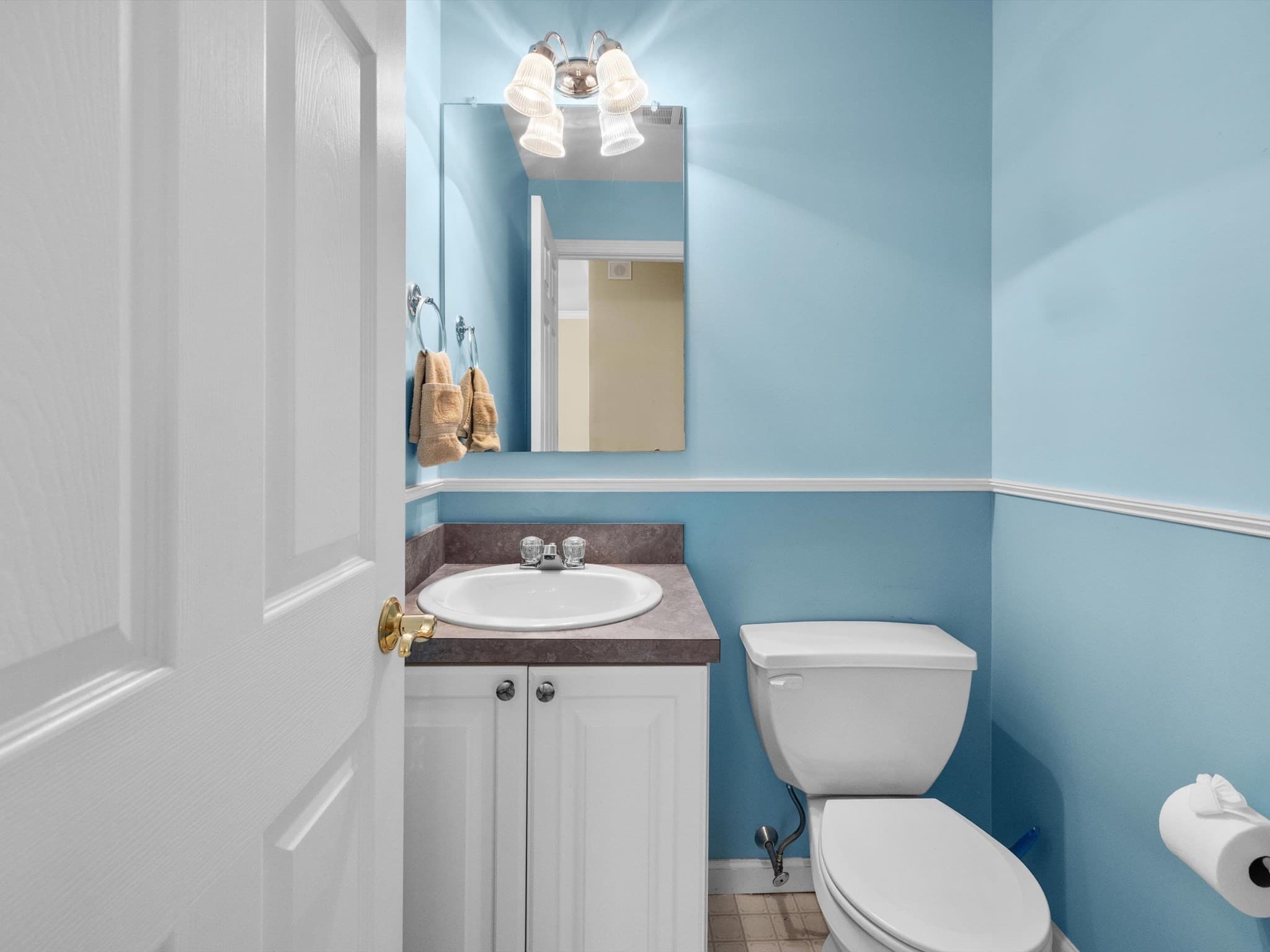 Condominium at 30 William Onthank Ln # 30, Southborough MA 01772, Southborough, photo 20 of 42