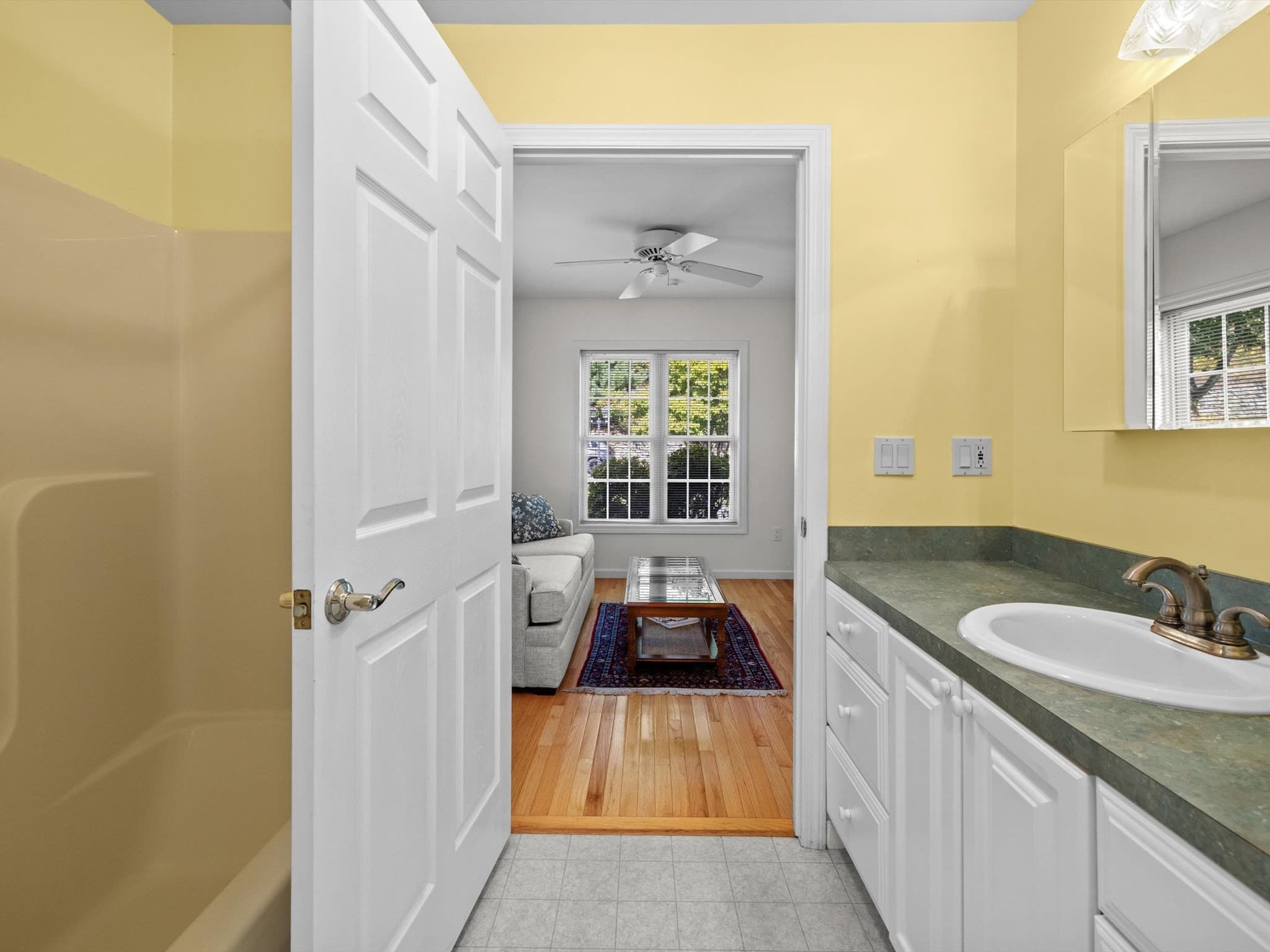Condominium at 30 William Onthank Ln # 30, Southborough MA 01772, Southborough, photo 25 of 42