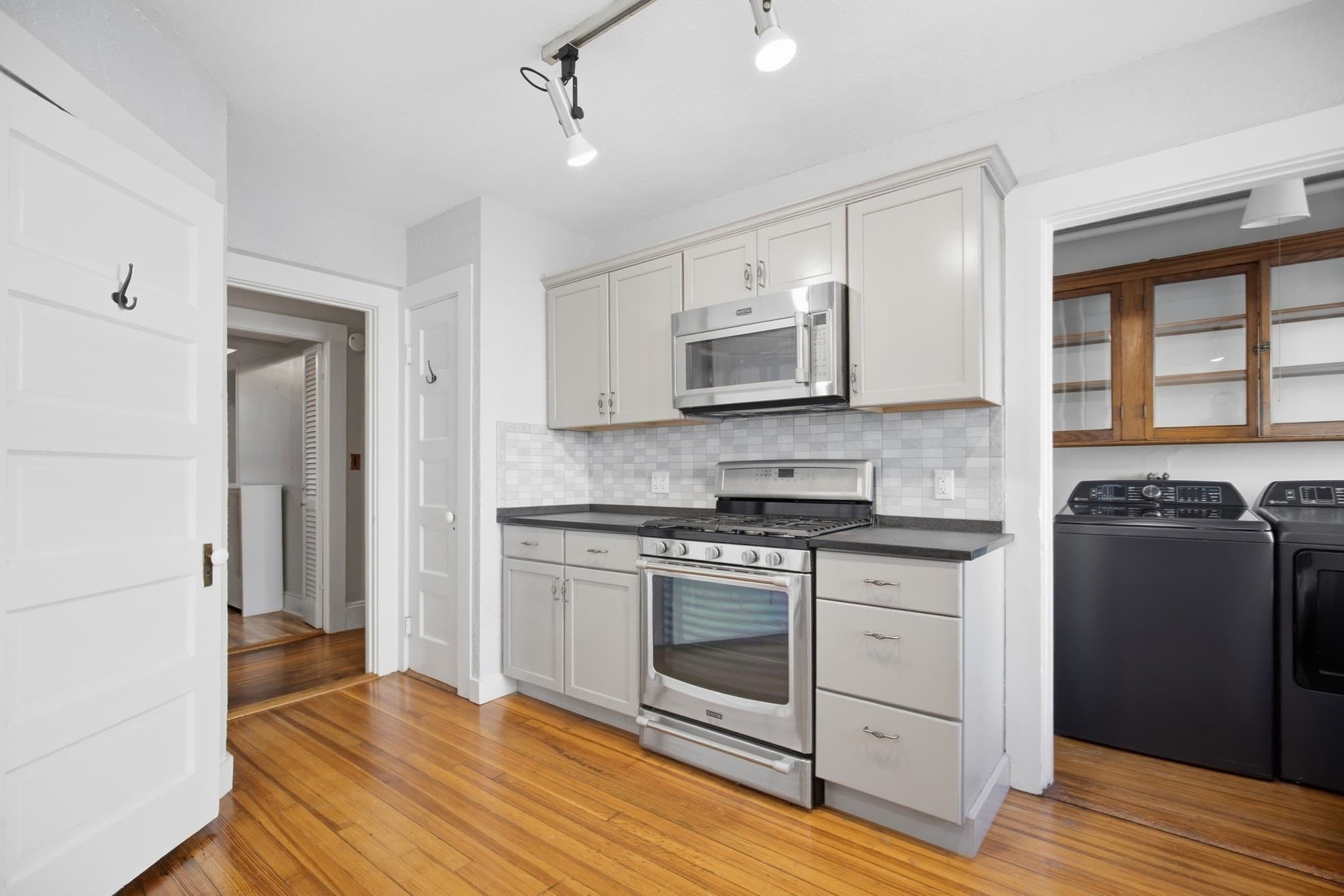 Multi Family at 63 Harbor View Ave, Winthrop MA 02152, Winthrop, photo 32 of 37