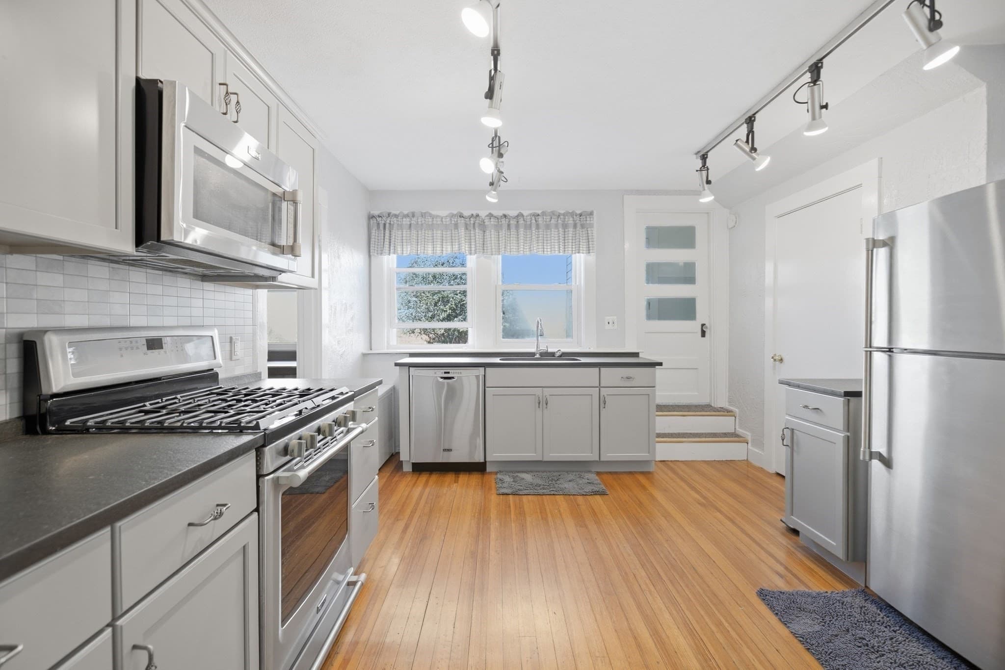 Multi Family at 63 Harbor View Ave, Winthrop MA 02152, Winthrop, photo 30 of 37