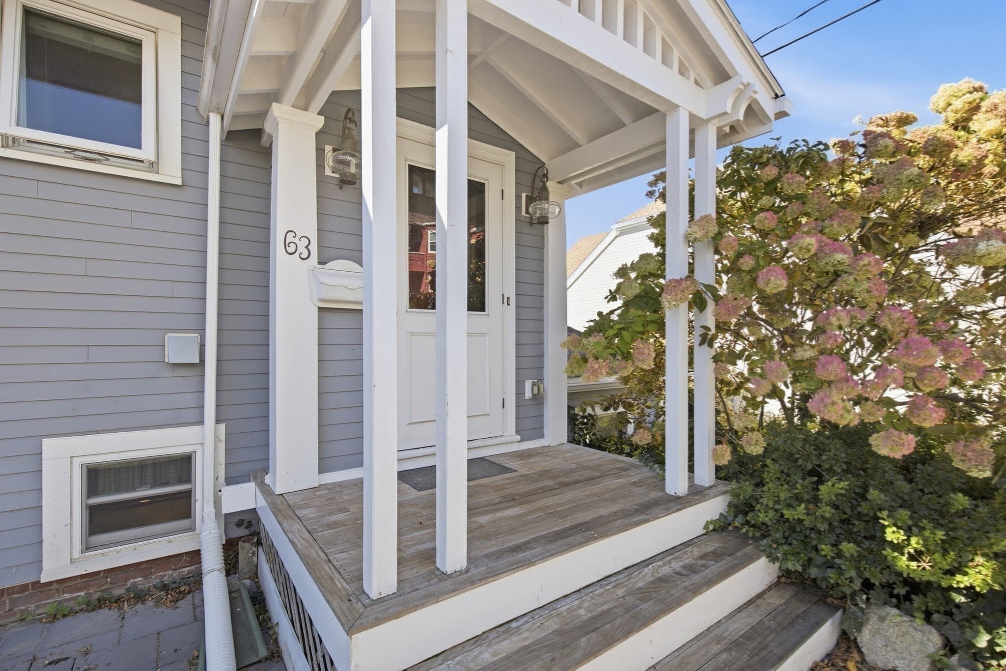 Multi Family at 63 Harbor View Ave, Winthrop MA 02152, Winthrop, photo 4 of 37