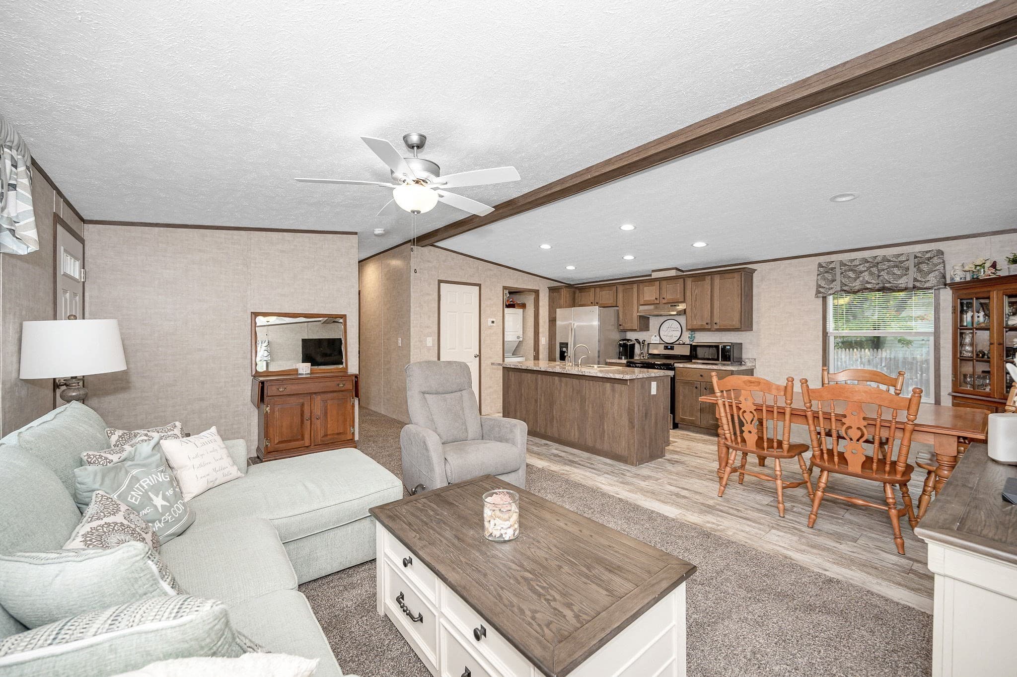 Mobile Home at 41 B St, Seabrook NH 03874, Seabrook, photo 13 of 31