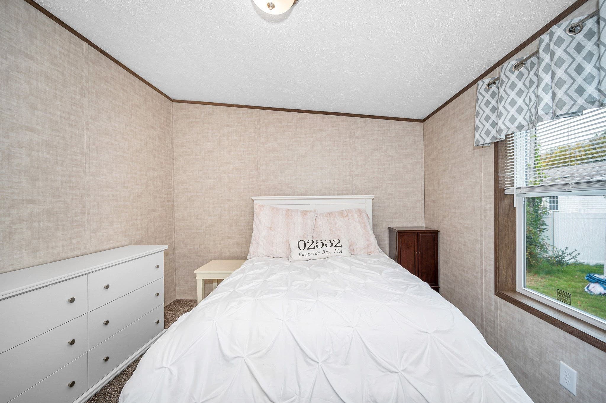 Mobile Home at 41 B St, Seabrook NH 03874, Seabrook, photo 17 of 31