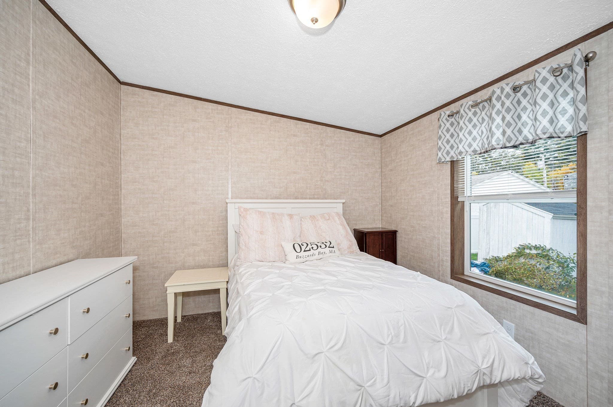 Mobile Home at 41 B St, Seabrook NH 03874, Seabrook, photo 16 of 31